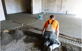 Стяжка пола в Барановичах цементно-песчаная в производственном помещении